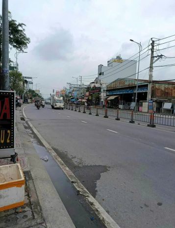 Nhà 9x28 mặt tiền tô ký  trục đường chính hóc môn  giá 7378421