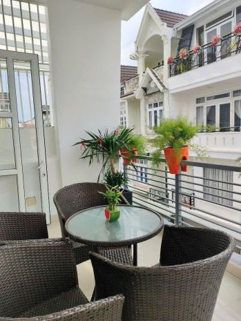 Cho thuê nhà 5 phòng ngủ 18 triệutháng hoàng diệu phường 5 7378767