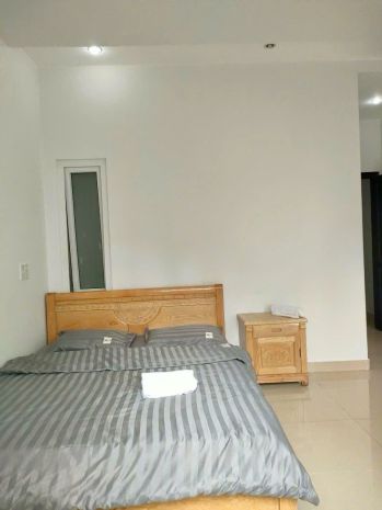 Cho thuê nhà 5 phòng ngủ 18 triệutháng hoàng diệu phường 5 7378769