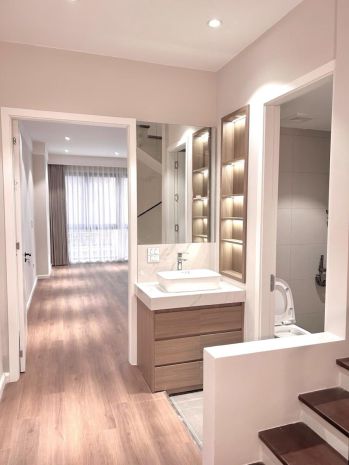 Nhà đẹp chùa quỳnh, hai bà trưng, sát phố 50m 4t 12 tỷ 7379213