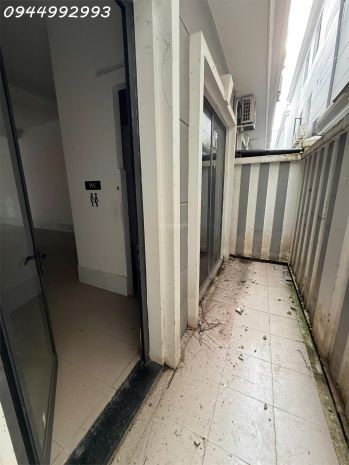 Bán shophouse giá cực chất 8,2 tỷ. dt 75m2 tại vincom 7380420