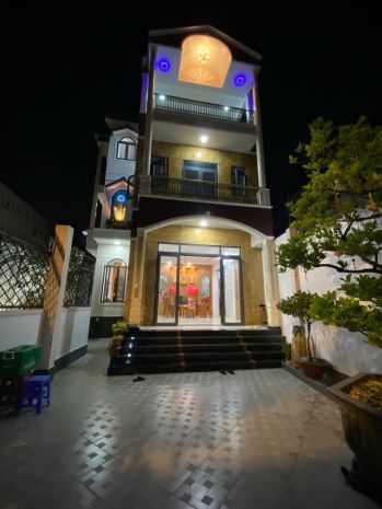 Bán biệt thự sân vườn, tam phú, thủ đức, tp hcm. dt  293m2, 7381300