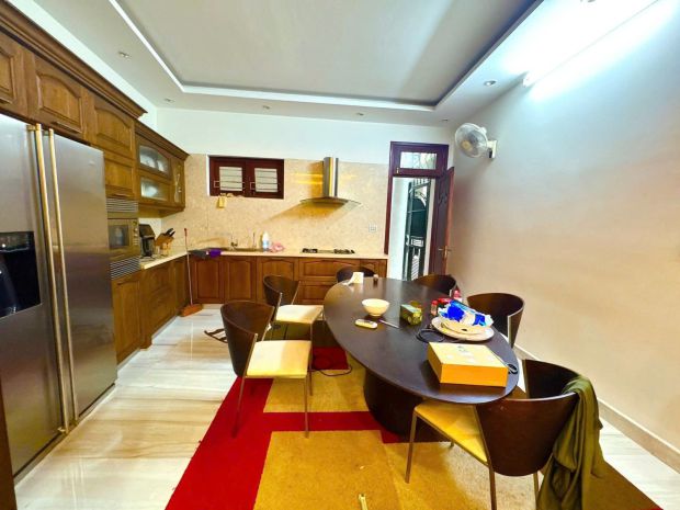 Bán nhà xuân thủy -kinh doanh đỉnh 35 mét 5 tầng 16,8 tỷ 7381495