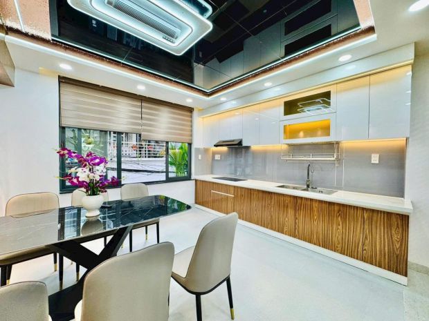 Thạch bàn  nhà dân xây 42m2  5 tầng  ô tô đỗ cửa  nhỉnh 7381613