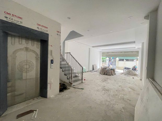 Bán nhà nguyễn văn linh 68m 6 tầng mt5.1m phân lô ô tô 7381949