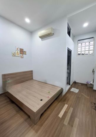 Nhà mới 3 tầng sát quận 5 mặt tiền đường hưng phú p8q8. 7383071