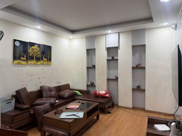 Bán nhà ngõ 302 văn cao - 46m 4 tầng - ngõ nông - ô.tô 7383778