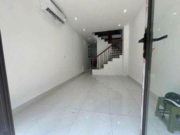 Cho thuê nhà riêng ngõ 107 tân khai 30m2 x 2 tầng x 2 ngủ, 7383810