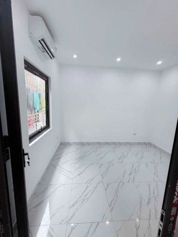 Cho thuê nhà riêng ngõ 107 tân khai 30m2 x 2 tầng x 2 ngủ, 7383812