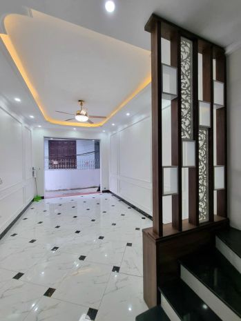 Cho thuê nhà ngõ ba gác xuân phương 36m2x5 tầng, 13 triệu 7383827