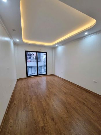 Cho thuê nhà ngõ ba gác xuân phương 36m2x5 tầng, 13 triệu 7383829