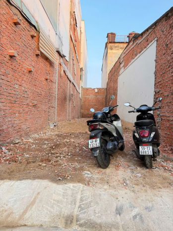 Đất mặt tiền chợ hl80b  đường 10m thông  4x23m  chỉ 5.36 7384376