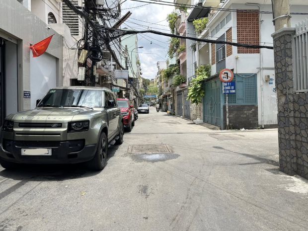 7năm! dòng tiền ccmn 42 phòng khép kín, giá chưa tới 190 7384728