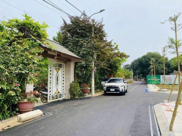 Siêu phẩm đất vàng hòa lạc - view hồ cực hiếm - chậm là mất! 7384763