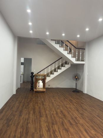 Mt huỳnh thúc kháng, gần cầu rồng, 70m2, 4 tầng, 7 phòng 7385097