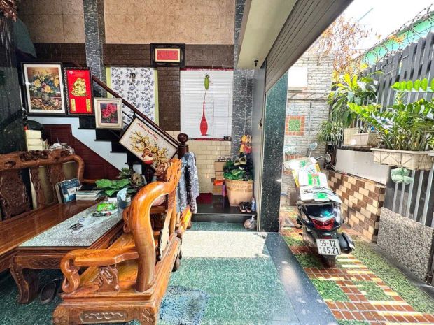 Chính chủ cần bán nhà 5 tầng căn góc 2 mặt tiền hxh đ.mai 7385675