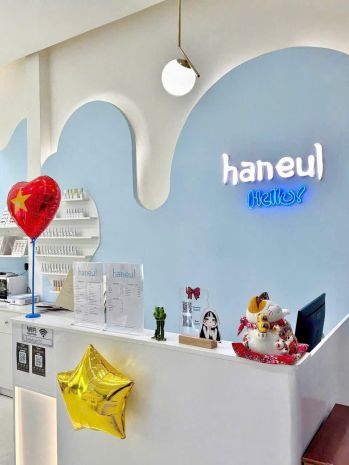 Sang nhượng tiệm nail  mi  gội đầu dưỡng sinh - mặt tiền 7385810