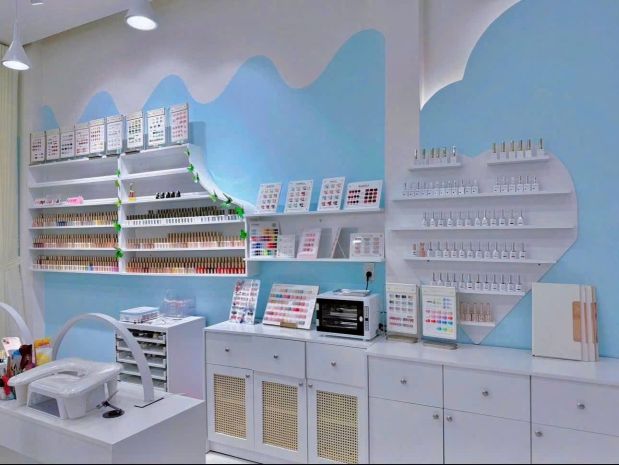 Sang nhượng tiệm nail  mi  gội đầu dưỡng sinh - mặt tiền 7385812