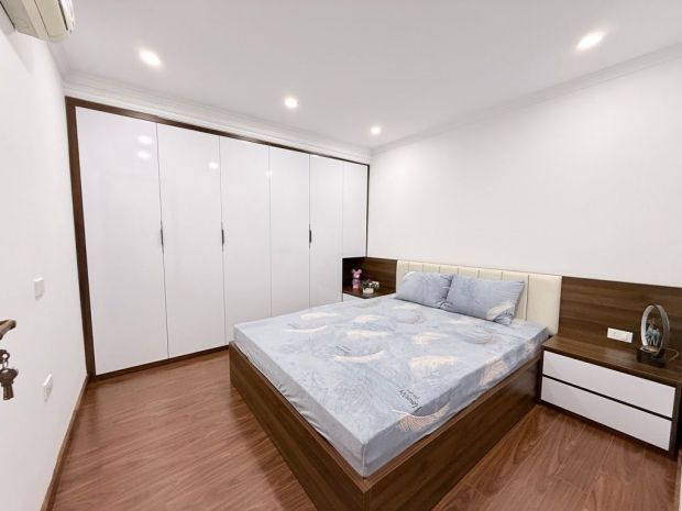 Bán nhà đẹp hồng tiến- full nt- dân xây- gara- sát phố- 45m 7389485