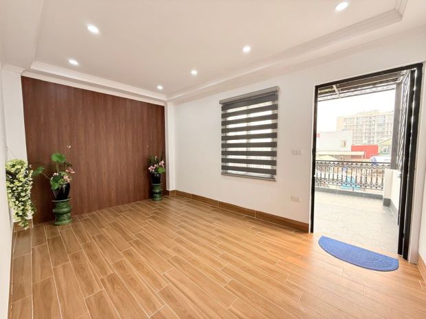 Bán nhà đẹp hồng tiến- full nt- dân xây- gara- sát phố- 45m 7389486