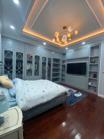 Bán nhà ngõ 455 kim mã  156m²  4 tầng  mt 7m 3 bước ra 7389647