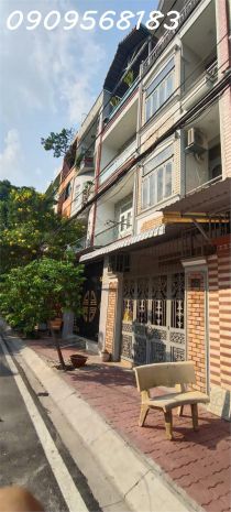 Bán nhà mặt tiền cao lỗ, q8 - giá chỉ 10,8 tỷ   vừa ở 7390500