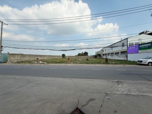 Mặt tiền phạm văn sáng  bà điểm hóc môn  10x73m 730m² 7390544