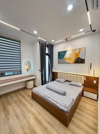 Tân bình - xe hơi ngủ trong nhà - thang máy - nhà mới đẹp - 7390682