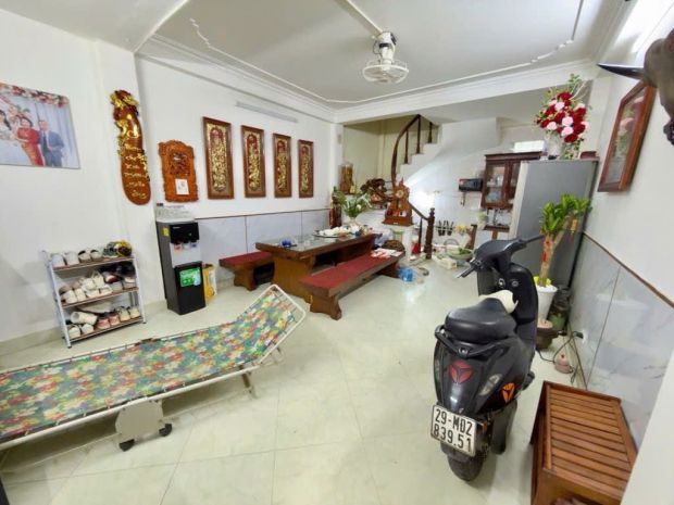 Nhà đẹp ở ngay-tt cầu giấy- tầm tiền hiếm nhà- gần phố giao 7390877