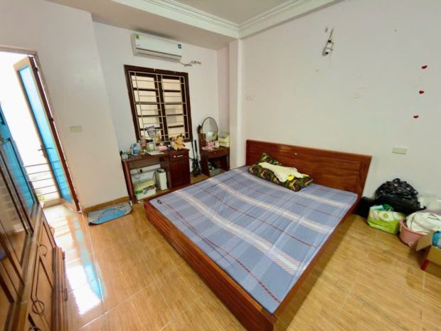 Nhà đẹp ở ngay-tt cầu giấy- tầm tiền hiếm nhà- gần phố giao 7390878