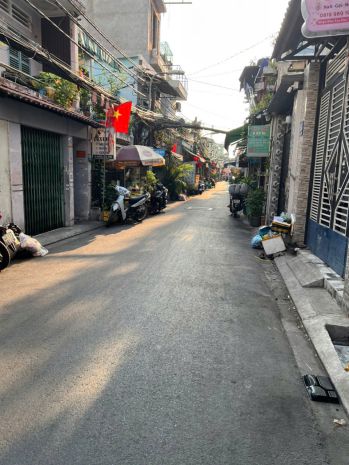 Bán nhà quận 7 hxh 95 lê văn lương dt 12x18m giá15,5 tỷ 7391131