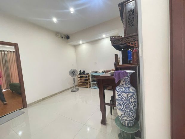 Bán nhà quận 7 đường số 45 tân quy cũ dt 8x18m 1,5 lầu áp má 7391330