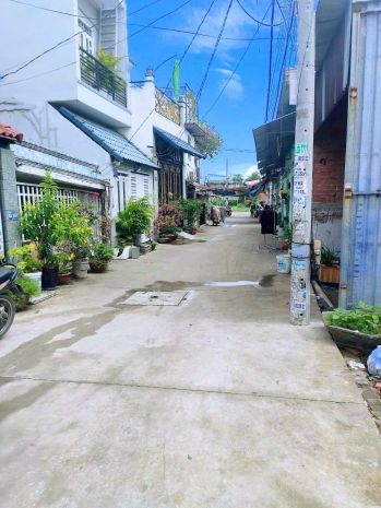 Cân ban 87m2 đât thô cư hem 2 xe tai tơi đât 7391989