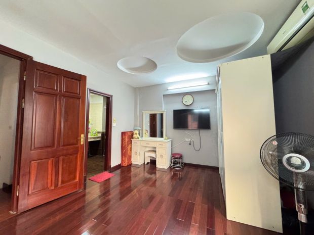 Xã đàn  lô góc  6 tầng  kinh doanh  10m ra phố 7392219