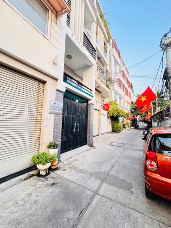 Chính chủ  bán nhà ngang lớn 9,5m*8m vuông đẹp- nhà 5 tầng 7392561