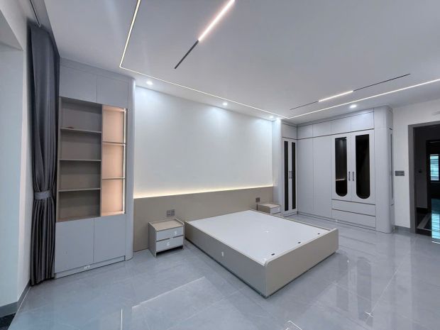 Nhà đẹp 5 tầng có thang máy  tuyến 2 lê hồng phong, hải an 7393009