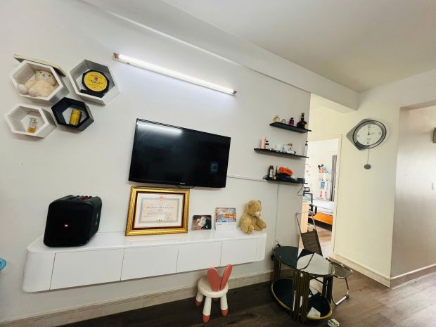 Bán căn góc 60m2 tầng thấp chung cư bông sao p5q8. giá: 3.2 7394538