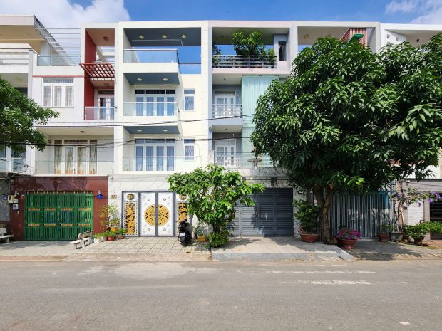 Nhà mới khu ao sen tên lửa  sát aeon  bv quốc tế cih 7394611