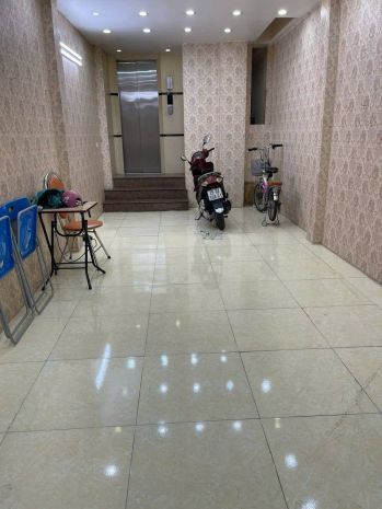 Mặt phố thanh nhàn, hai bà trưng 38m2 7t thang máy, mt 7395746