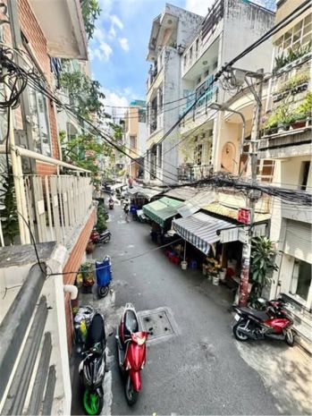 Nhà hxh đường huỳnh văn bánh phường 17 cũ phú nhuận. 7395778