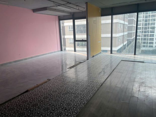 Chính chủ cho thuê mặt bằng văn phòng đẹp  trung tâm thanh 7395801