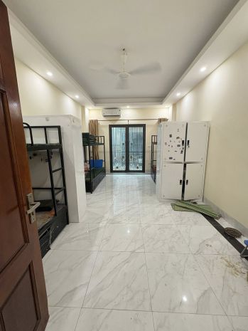 Cho thuê nhà ngõ oto triều khúc 35 m2 x 5 tầng,  3 ngủ, 7396203