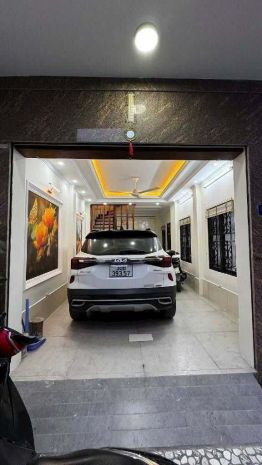 Bán nhà long biên 45m²  lô góc  gara ô tô  gần aeon mall 7397007