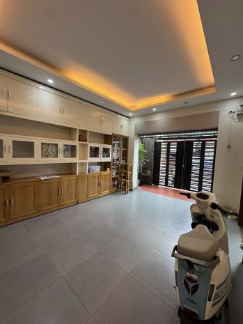 Ô tô tránh nguyễn ngọc vũ, 10m ra phố, 133m2 3t mt khủng 7397711