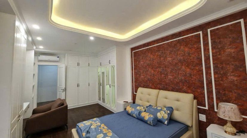 Bán nhà nguyễn văn cừ 75m 6 tầng thang máy ô tô qua hơn 15 7397814