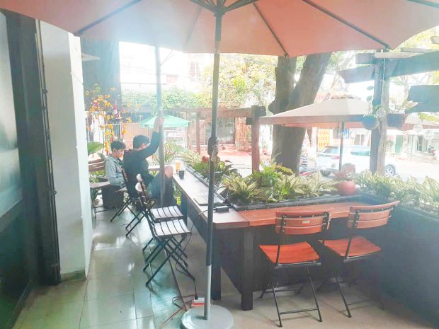 Mình cần sang lại quán cafe tại 189 nguyễn thị minh khai ,p 7398873