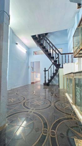 Nhà hẻm oto quay đầu âu dương lân p3q8, giá : 7.68 tỷ 7399565