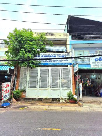 Mặt tiền đường cống lở  trần thị trọng 
186m² - ngang 7400184