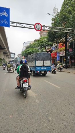 Nhà em cần bán căn nhà vị trí mặt phố quang trung -vỉa hè 7400623