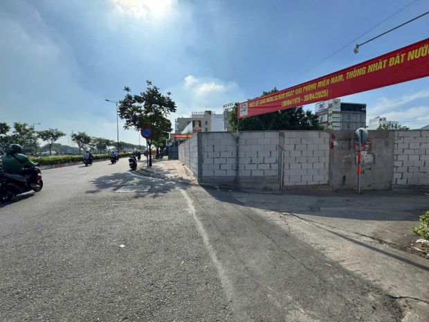 Bán lô đất 3 mt  đường phạm văn đồng phường hiệp bình chánh 7400822